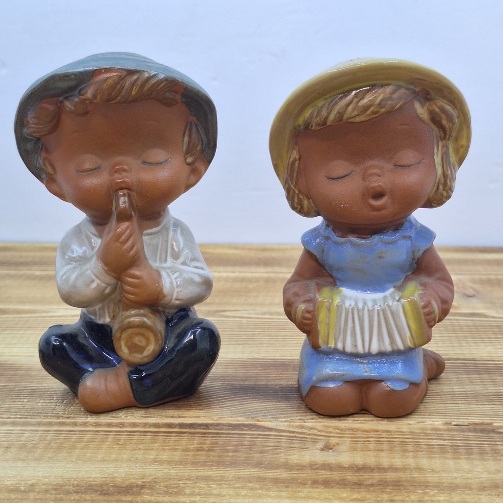ROYAL SEALY MUSICIAN SET 2 BOY GIRL TERRACOTTA POTTERY Flute Accordion FIGURINES